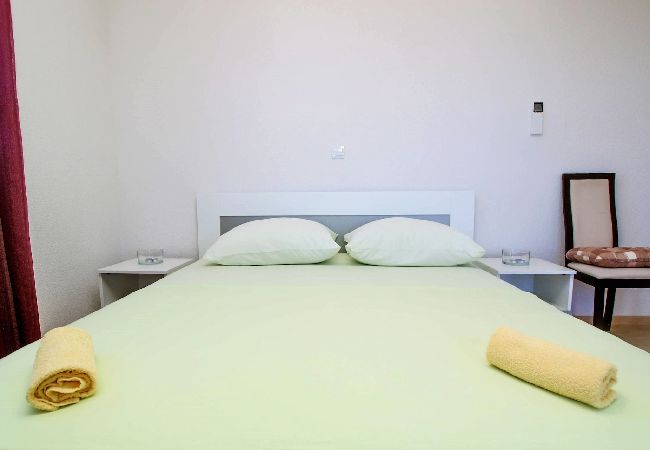 Apartament w Makarska -  Adria View, Apartment Dino, Whirlpool, pool Apartament w Makarska -  Adria View, Apartment Dino, Whirlpool, pool