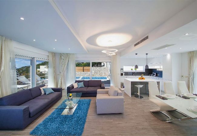 Willa w Makarska -  Villa Blue with pool, sea view Willa w Makarska -  Villa Blue with pool, sea view