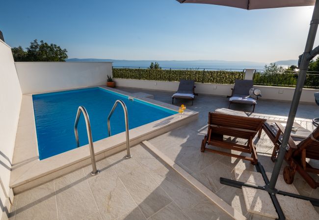 Dom w Makarska -  Villa Apollon with pool Dom w Makarska -  Villa Apollon with pool