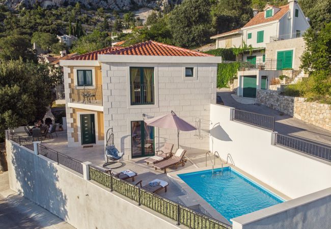 Dom w Makarska -  Villa Apollon with pool Dom w Makarska -  Villa Apollon with pool