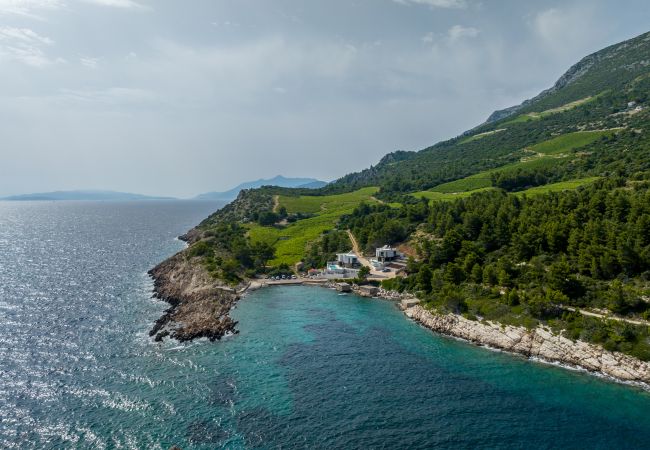 Willa w Potomje - Luxury Villa Mare, right on the beach