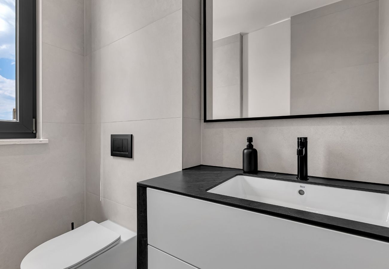 Willa w Veliko Brdo - Luxury Villa Reina, Pool, Sauna, Whirlpool