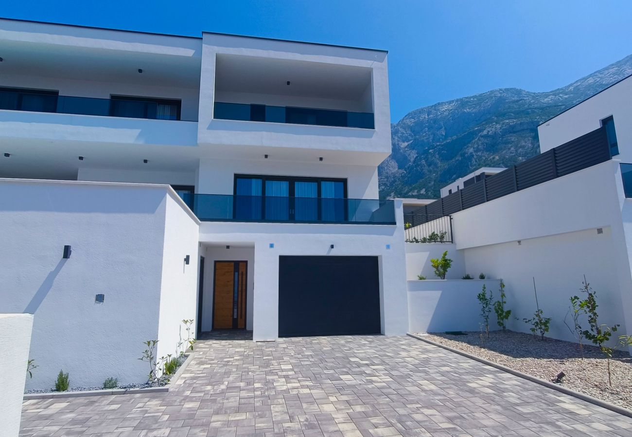Willa w Makarska - NEW Villa Dado with Pool, sea view
