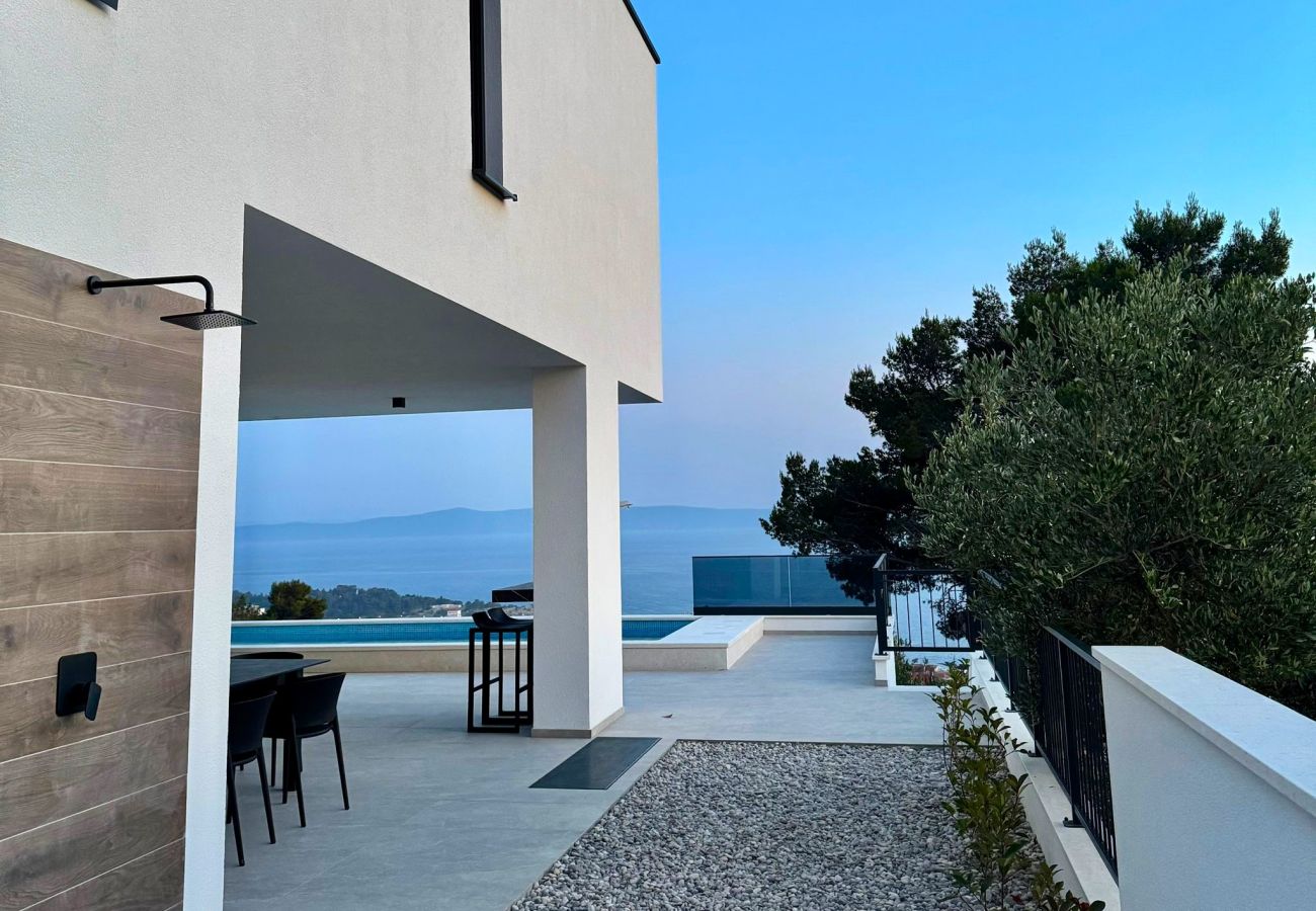 Willa w Makarska - NEW Villa Dado with Pool, sea view