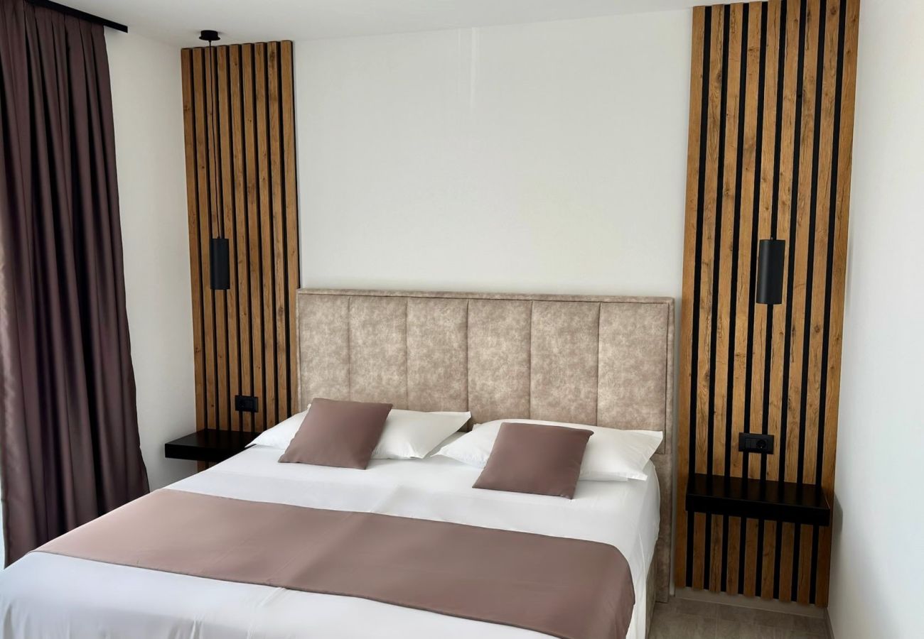 Willa w Makarska - NEW Villa Ina with Pool, sea view