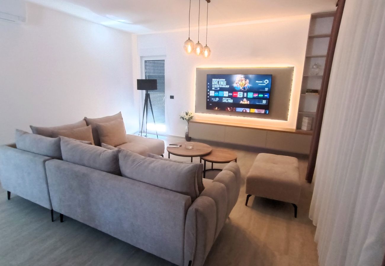 Willa w Makarska - NEW Villa Ina with Pool, sea view