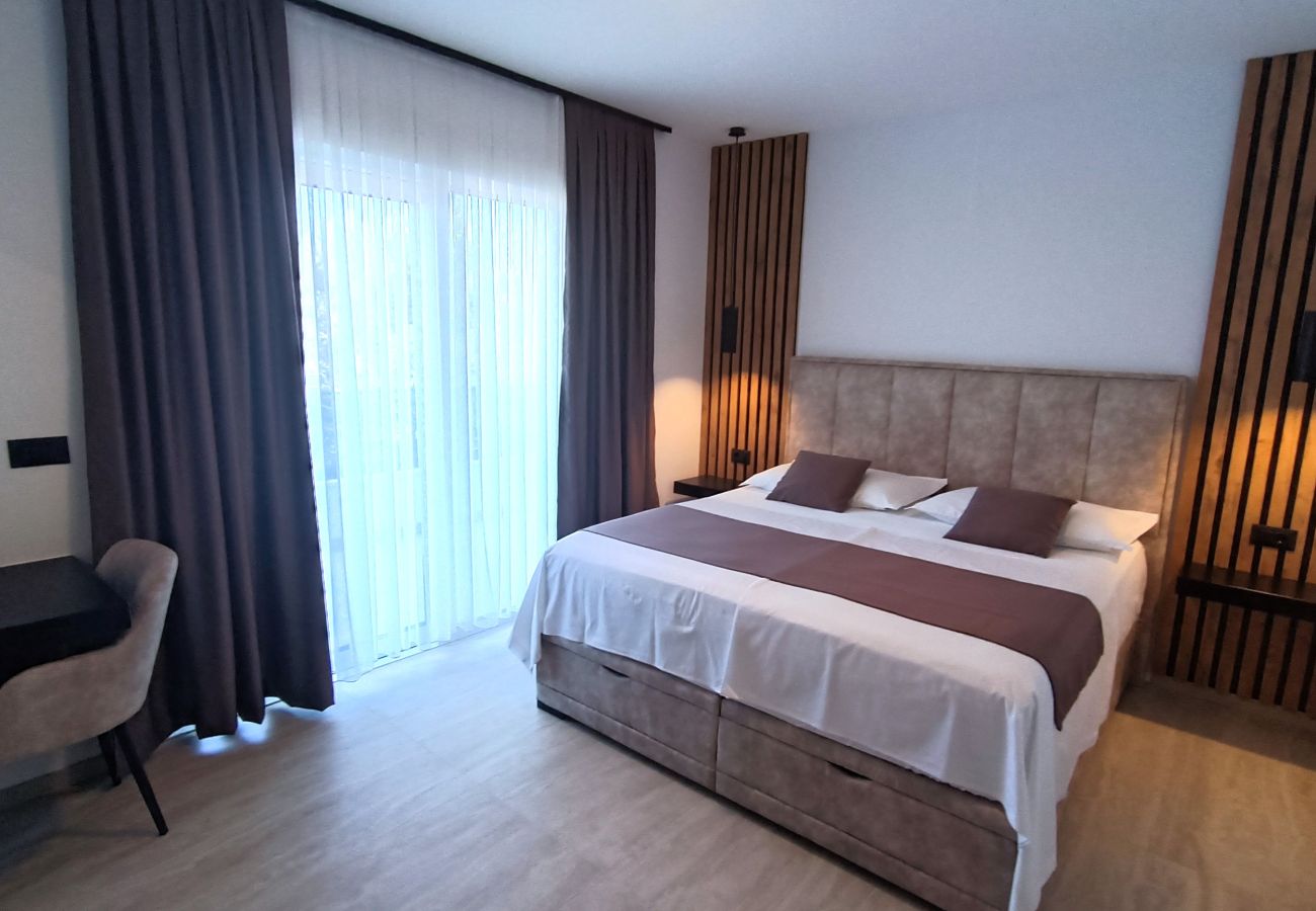 Willa w Makarska - NEW Villa Ina with Pool, sea view