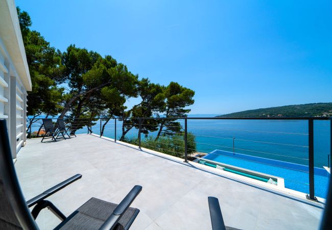 Villa i Sumartin - Seafront Villa Serenita Villa i Sumartin - Seafront Villa Serenita