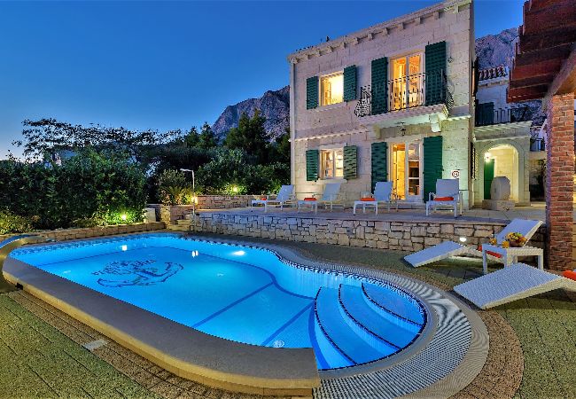 Villa i Makarska -  Villa Marko with pool