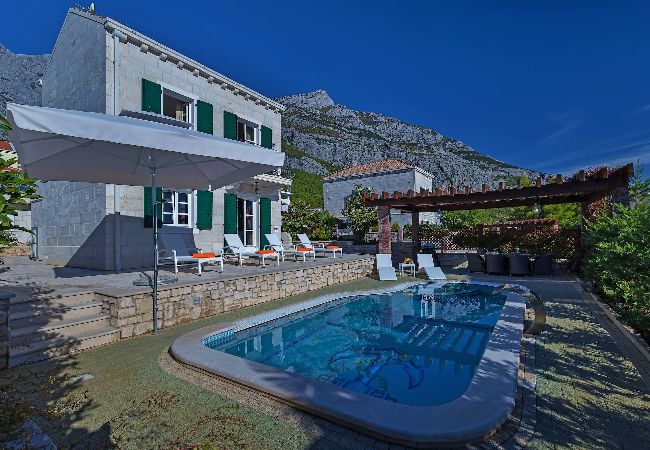 Villa i Makarska -  Villa Marko with pool