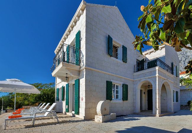 Villa i Makarska -  Villa Marko with pool