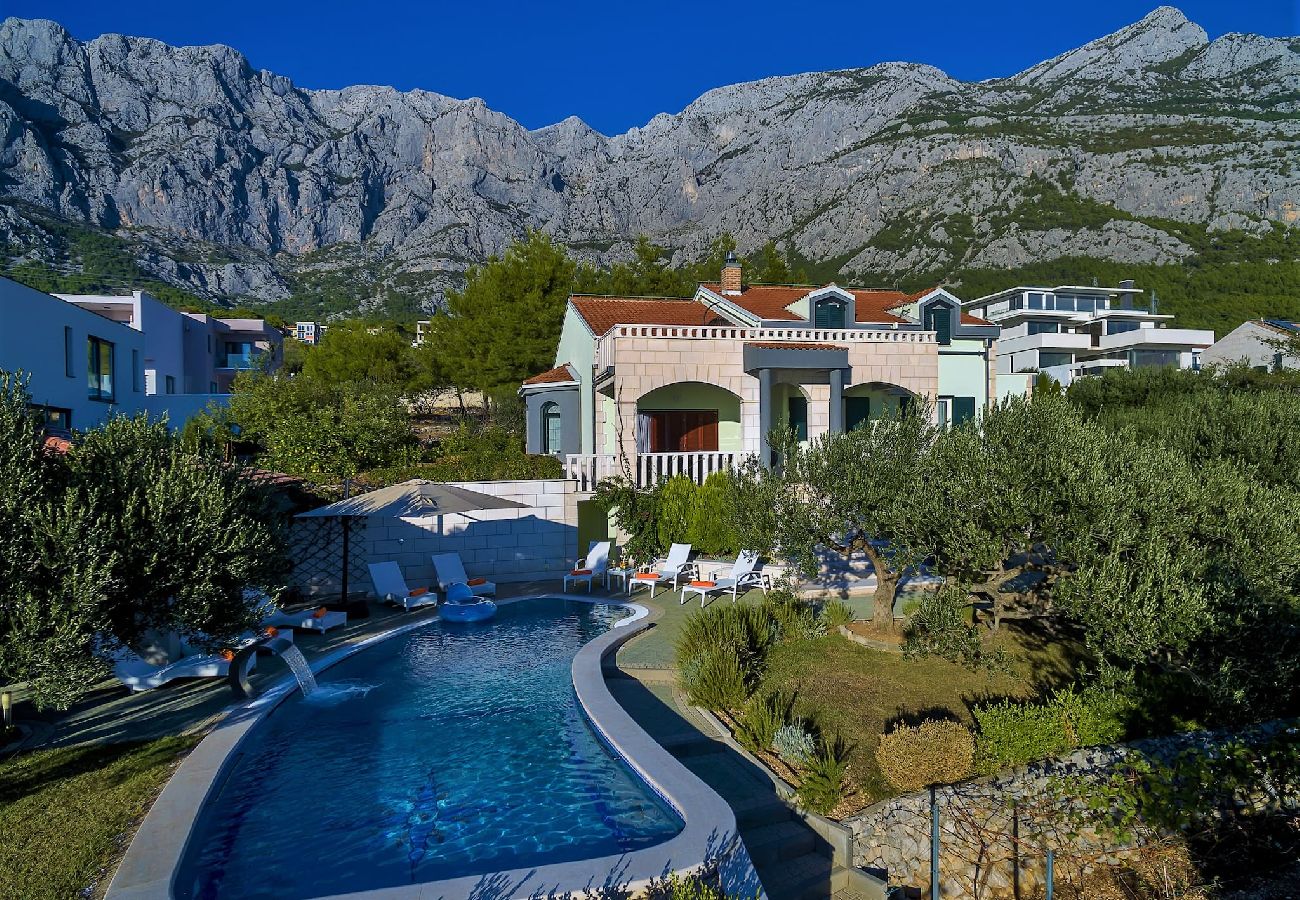 Villa i Makarska -  Villa Marina with pool