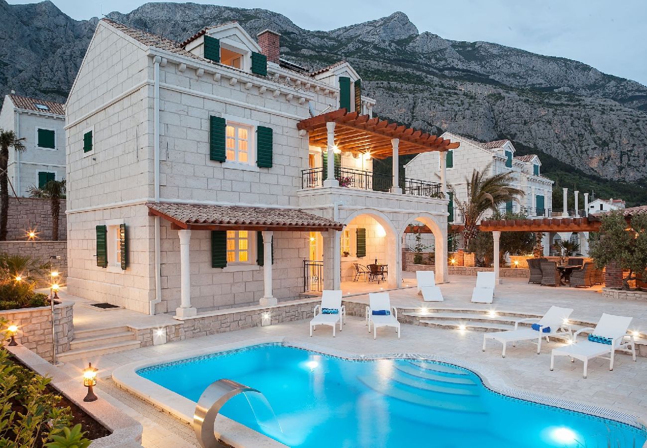 Villa i Makarska -  Villa Petra with pool