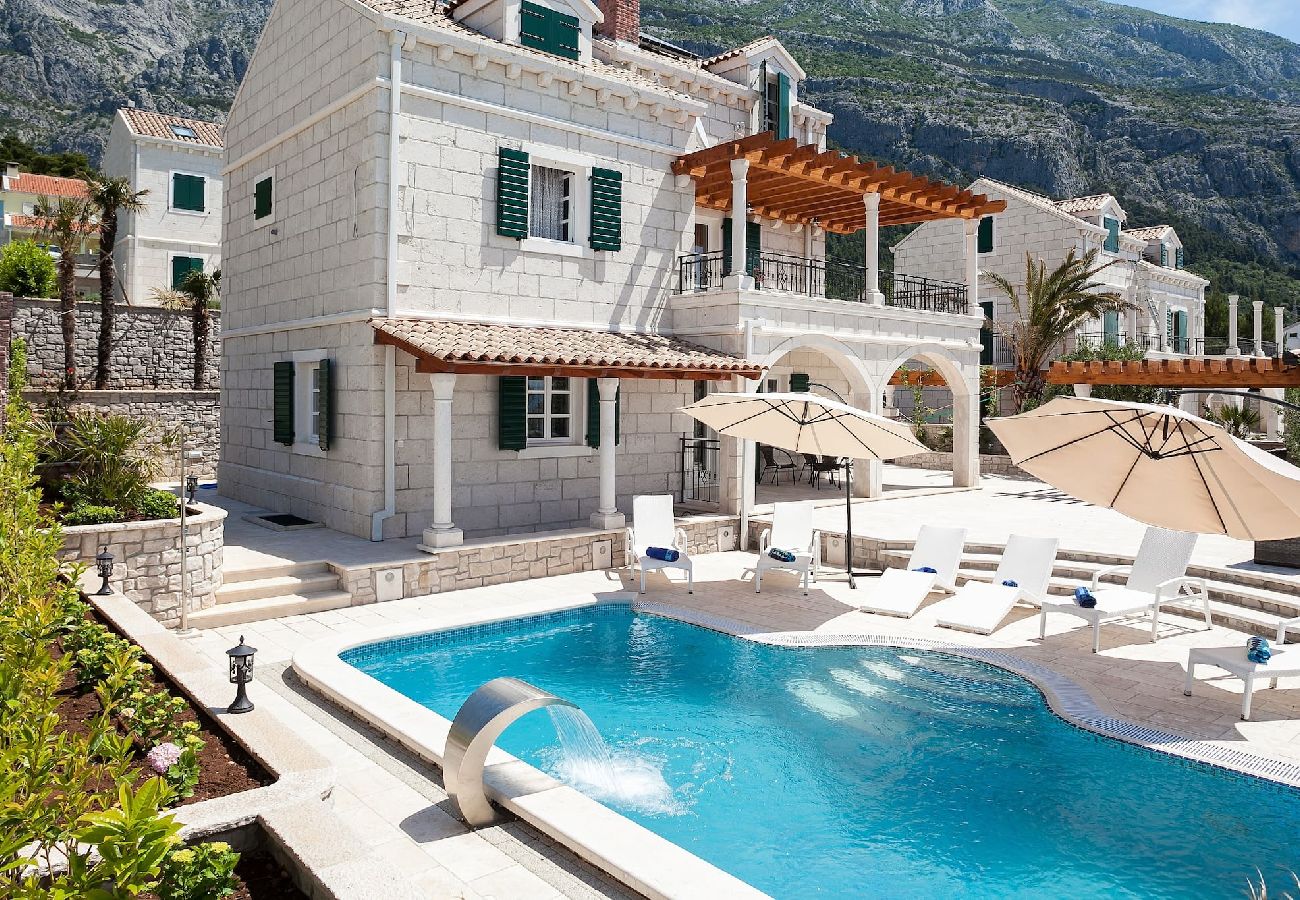 Villa i Makarska -  Villa Petra with pool
