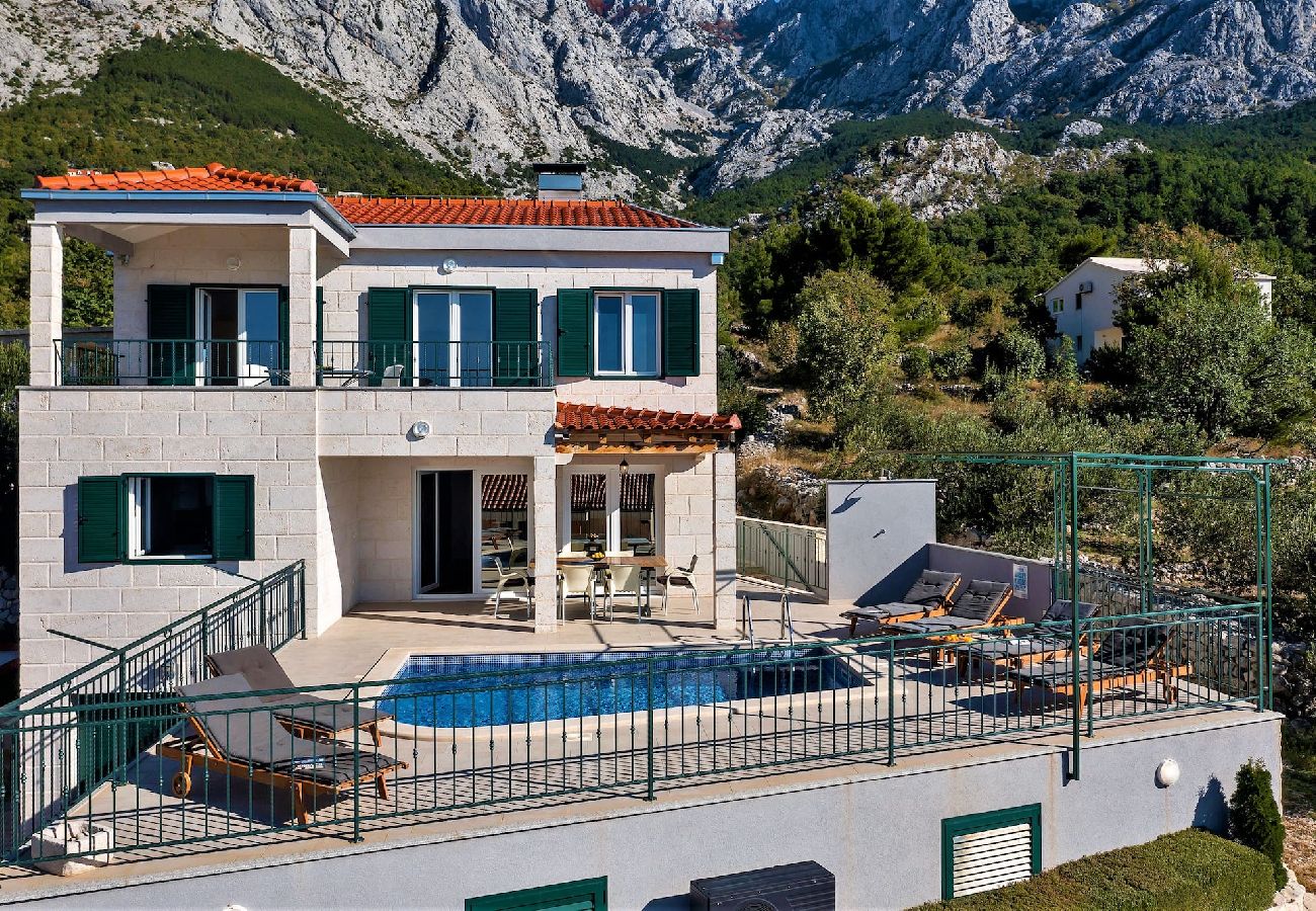 Stuga i Bast - Villa Magico with pool and sea view 