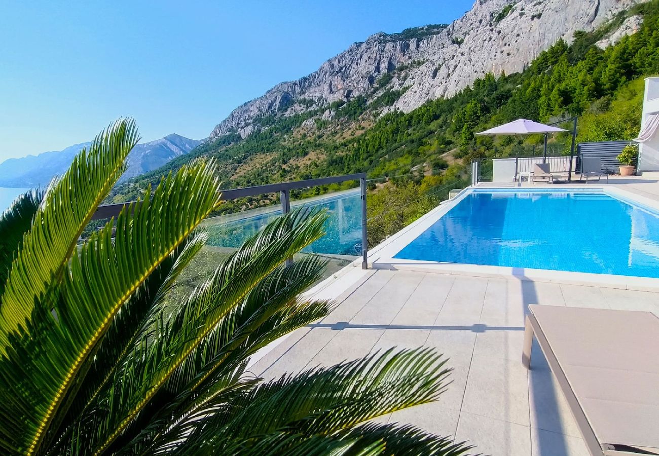 Villa i Brela - Villa Skyview, infinity-pool, whirlpool