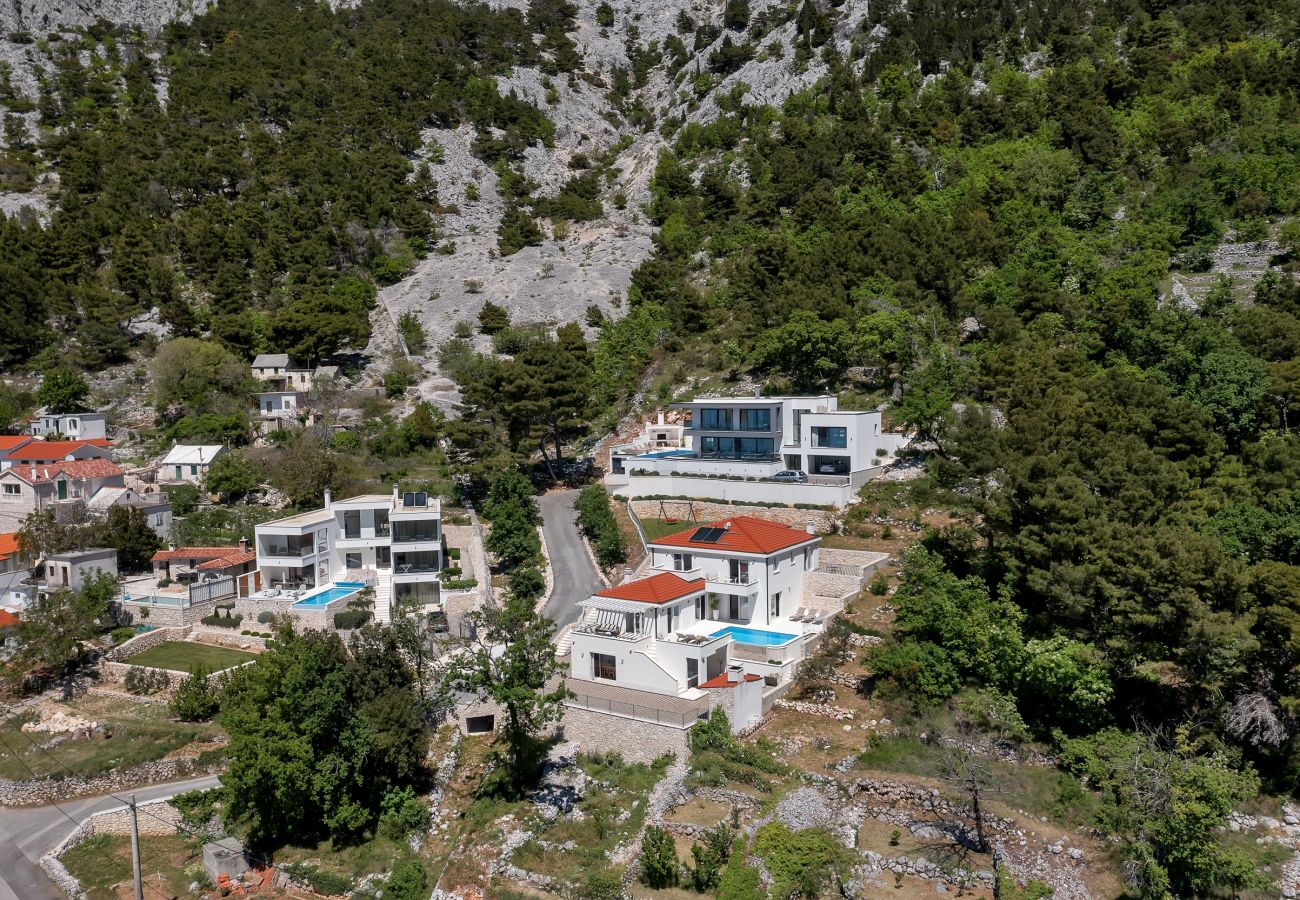 Villa i Baška Voda - Villa Prestige with pool, sauna