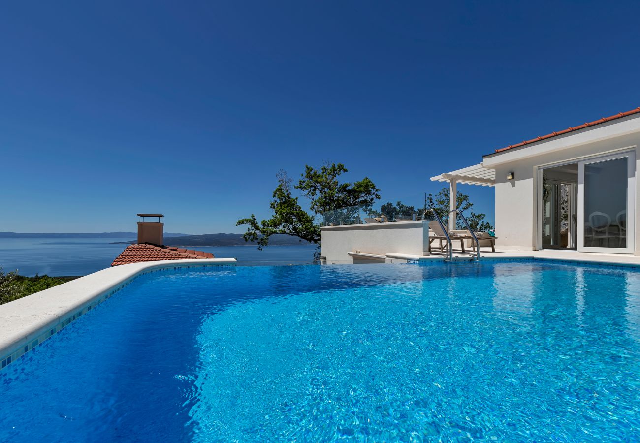 Villa i Baška Voda - Villa Prestige with pool, sauna