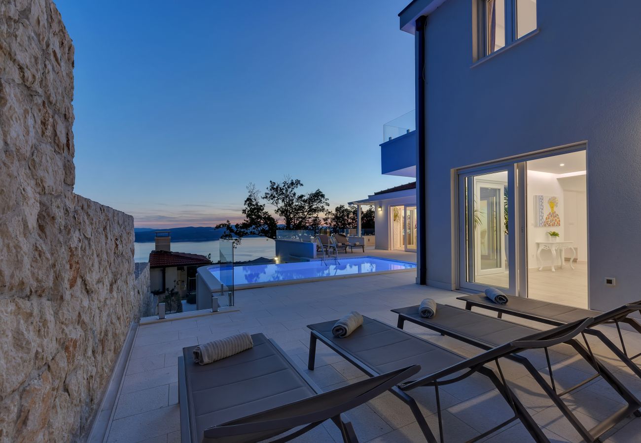 Villa i Baška Voda - Villa Prestige with pool, sauna