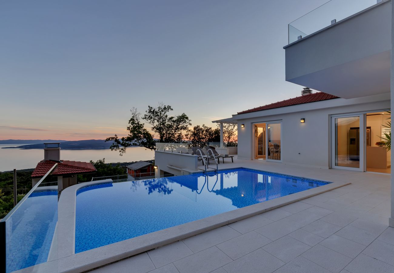 Villa i Baška Voda - Villa Prestige with pool, sauna