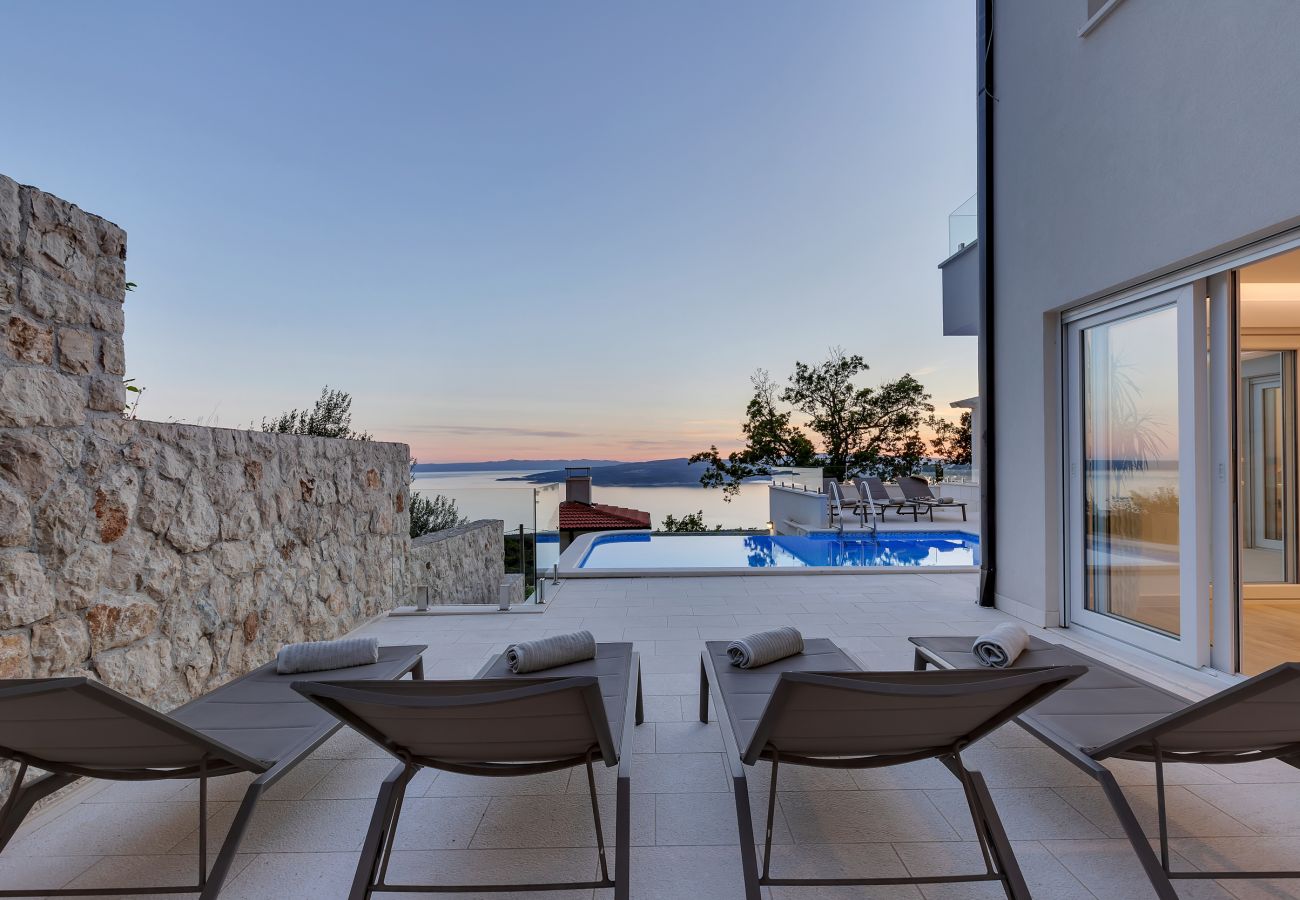 Villa i Baška Voda - Villa Prestige with pool, sauna