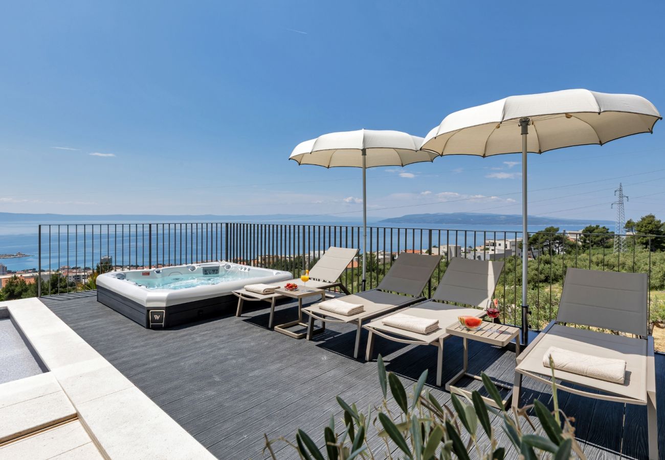 Villa i Veliko Brdo - Luxury Villa Reina, Pool, Sauna, Whirlpool