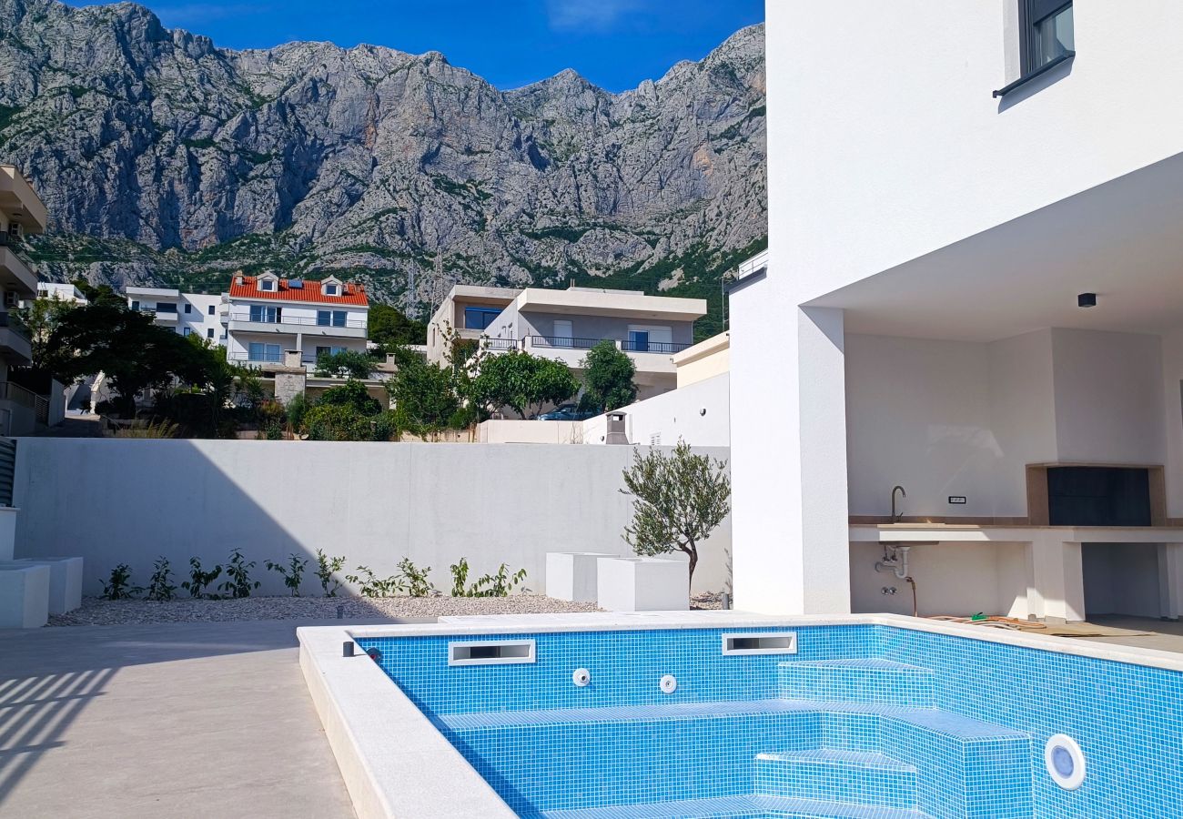 Villa i Makarska - NEW Villa Ina with Pool, sea view