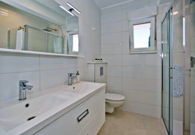 Ferienhaus in Bogomolje -  Villa LeChalet Insel Hvar Ferienhaus in Bogomolje -  Villa LeChalet Insel Hvar