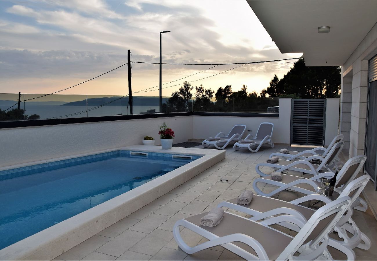 Ferienwohnung in Makarska -  Adria View, Apartment Dado, mit Pool