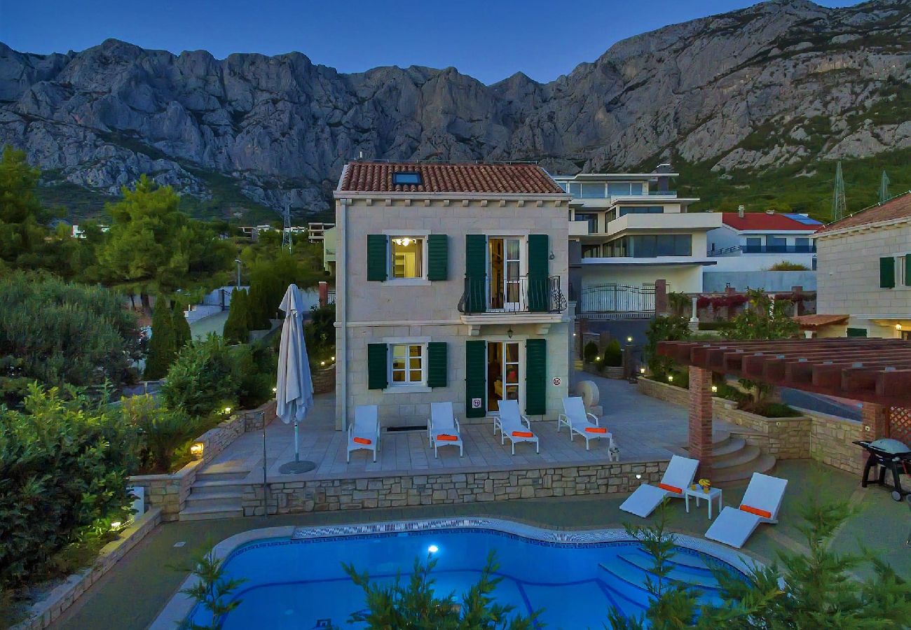 Villa in Makarska -  Villa Marko mit Pool