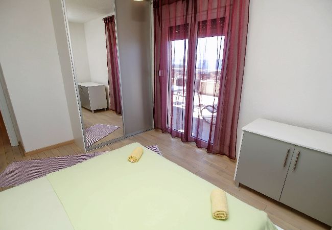 Ferienwohnung in Makarska -  Adria View, Apartment Dino, Whirlpool, Pool