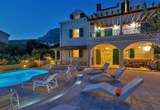 Villa in Makarska -  Villa Petra mit Pool Villa in Makarska -  Villa Petra mit Pool