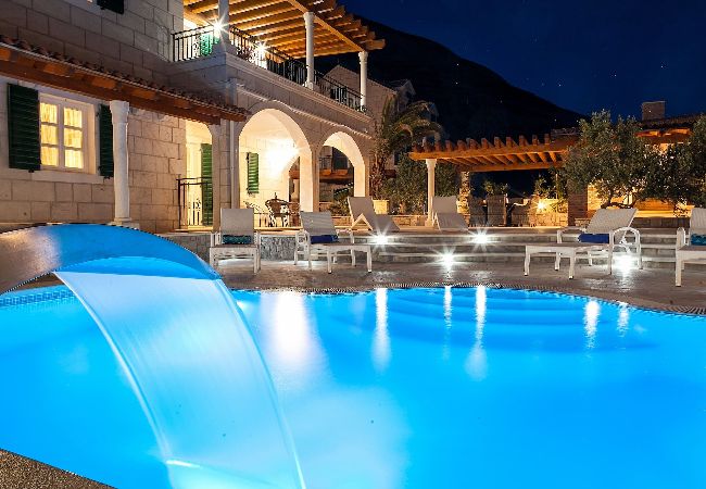 Villa in Makarska -  Villa Petra mit Pool Villa in Makarska -  Villa Petra mit Pool