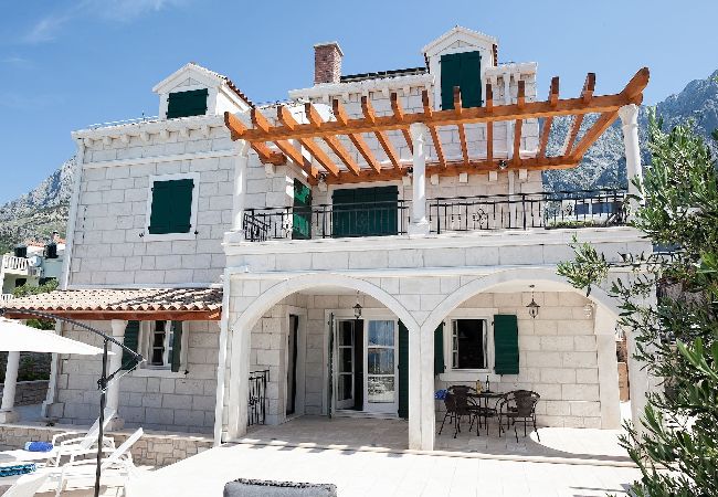 Villa in Makarska -  Villa Petra mit Pool