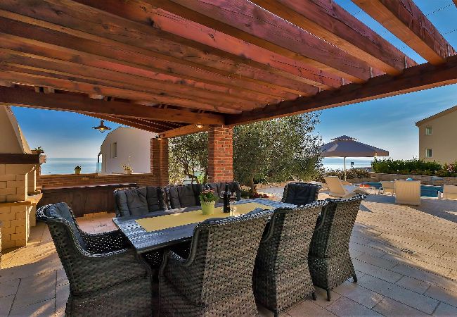 Villa in Makarska -  Villa Petra mit Pool Villa in Makarska -  Villa Petra mit Pool