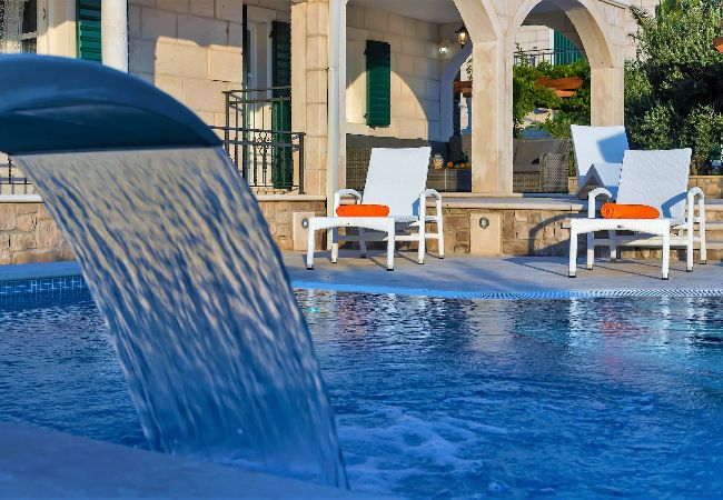 Villa in Makarska -  Villa Petra mit Pool Villa in Makarska -  Villa Petra mit Pool