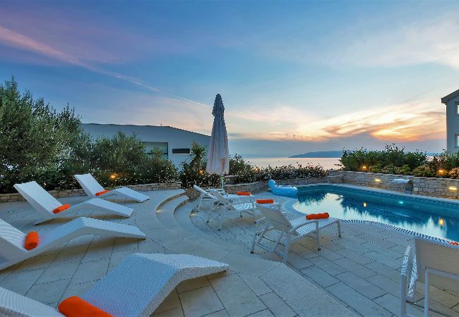 Villa in Makarska -  Villa Petra mit Pool