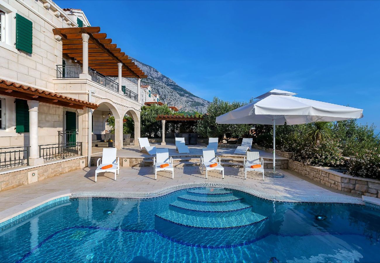 Villa in Makarska -  Villa Petra mit Pool