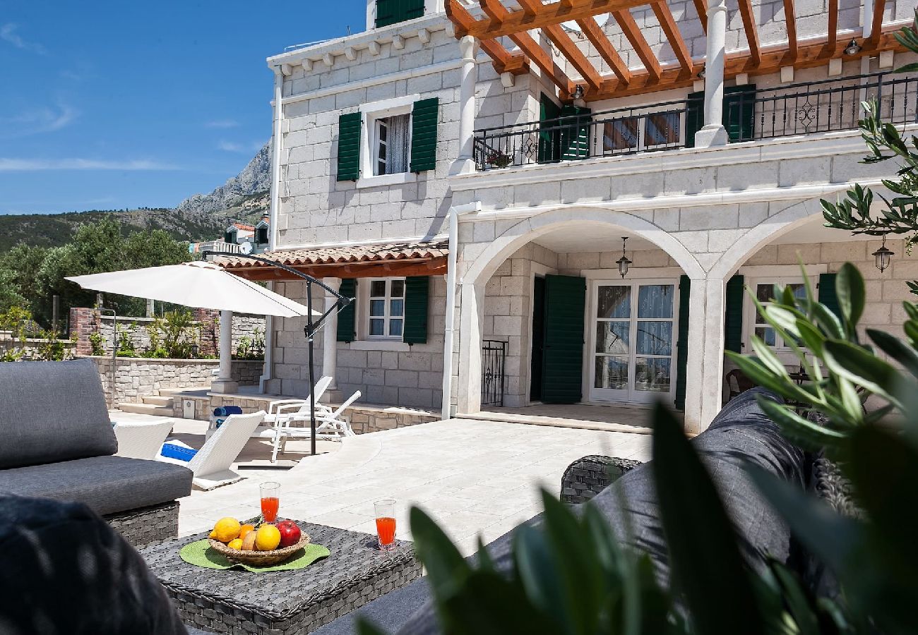 Villa in Makarska -  Villa Petra mit Pool