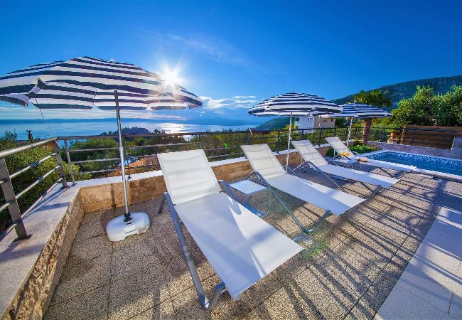 Villa in Makarska -  Villa Blue mit Pool, Meerblick