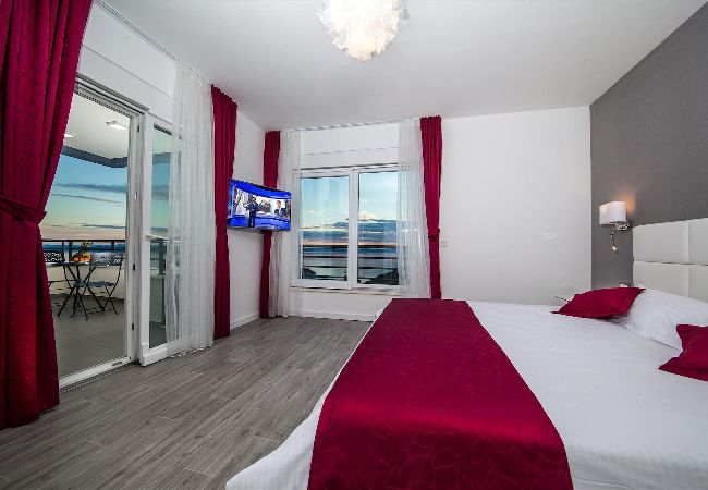 Villa in Makarska -  Villa Blue mit Pool, Meerblick Villa in Makarska -  Villa Blue mit Pool, Meerblick