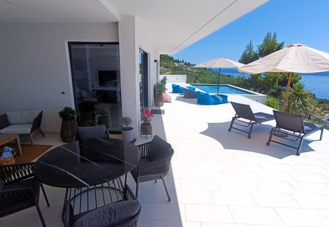 Villa in Podgora -  Villa SkyBlue mit Pool Villa in Podgora -  Villa SkyBlue mit Pool