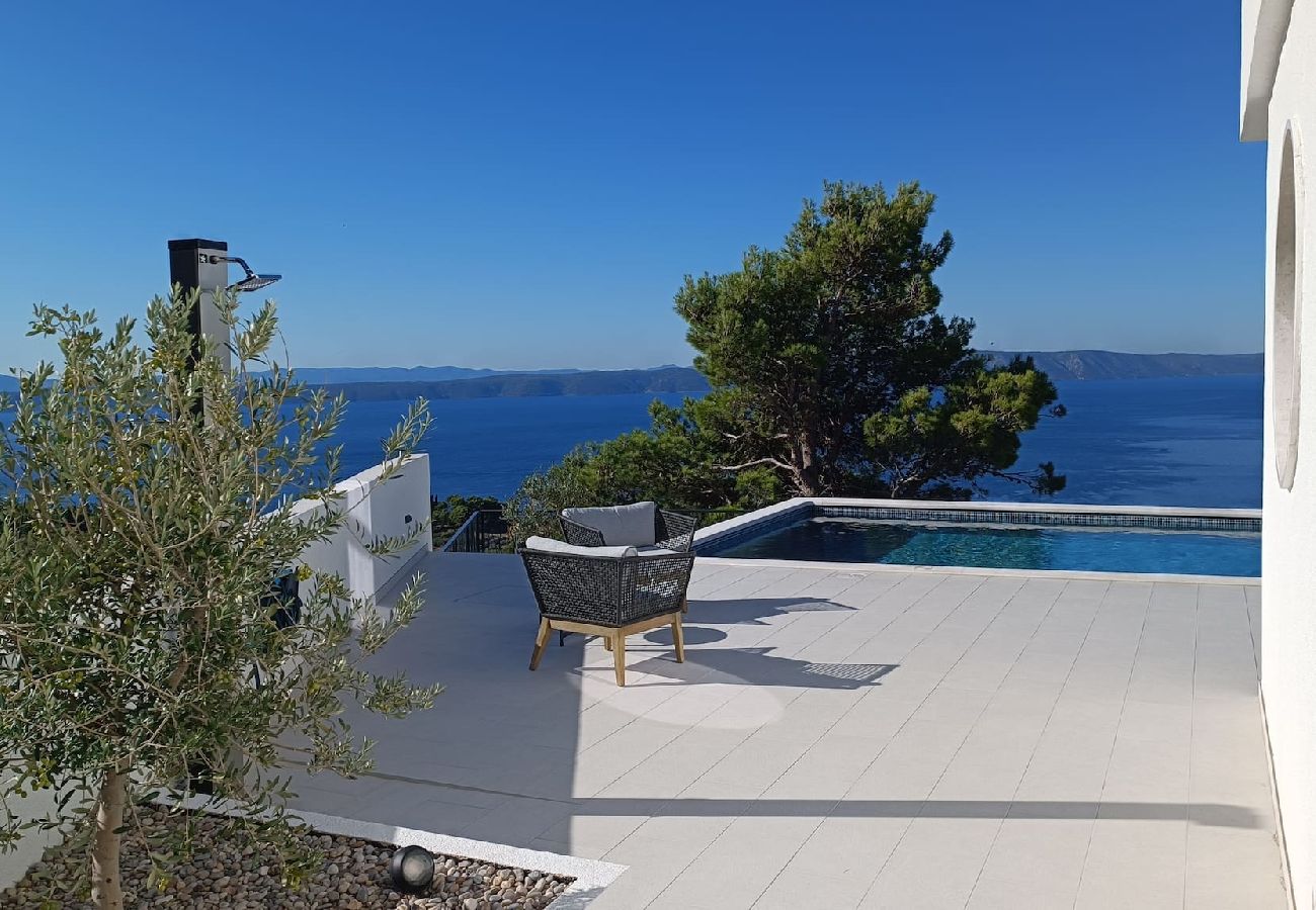 Villa in Podgora -  Villa SkyBlue mit Pool