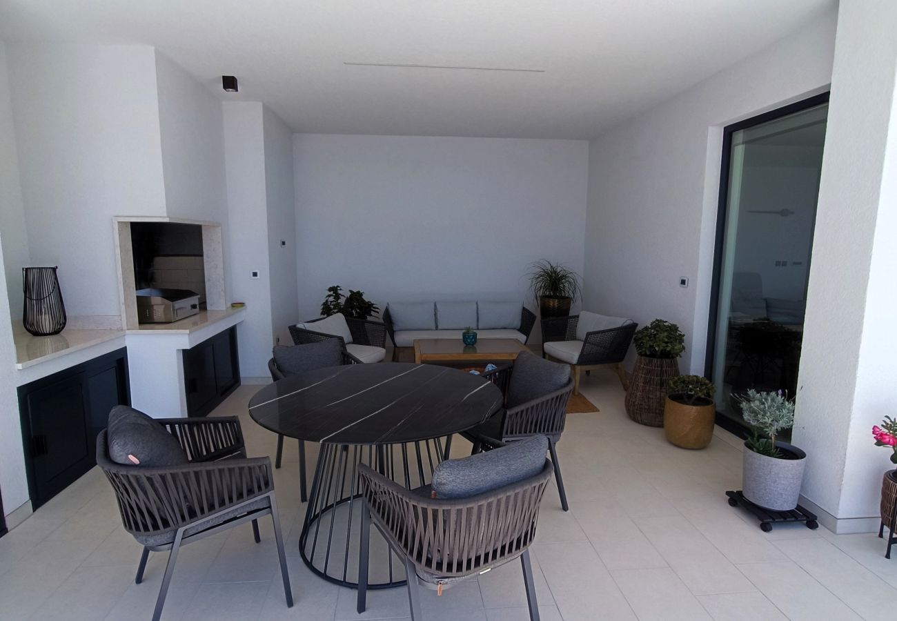 Villa in Podgora -  Villa SkyBlue mit Pool