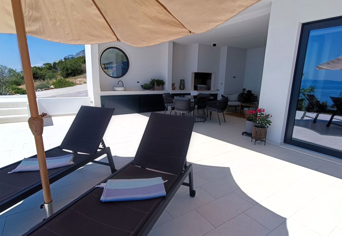 Villa in Podgora -  Villa SkyBlue mit Pool