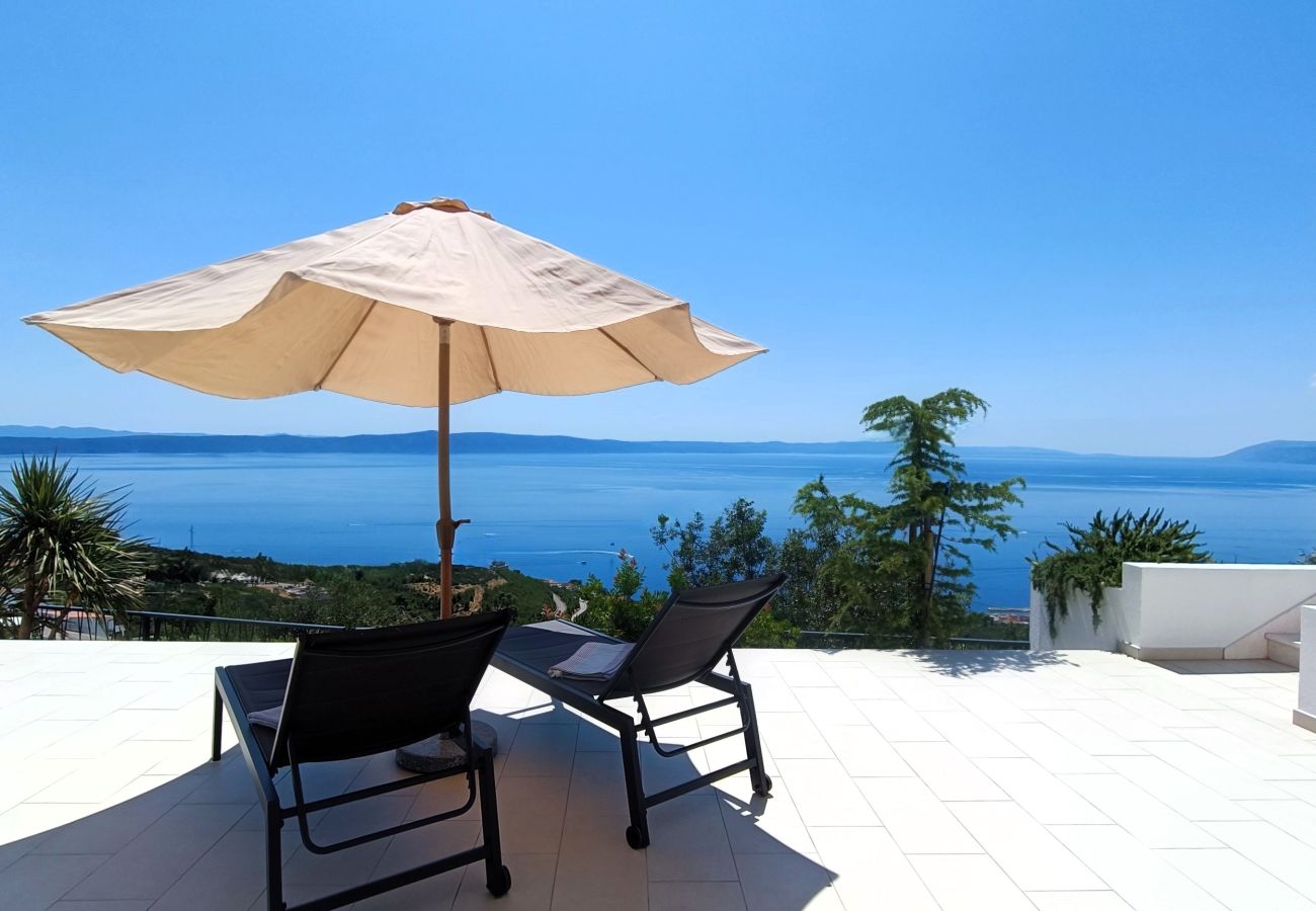Villa in Podgora -  Villa SkyBlue mit Pool