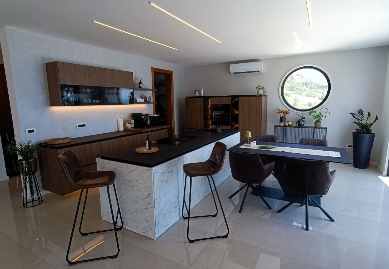 Villa in Podgora -  Villa SkyBlue mit Pool