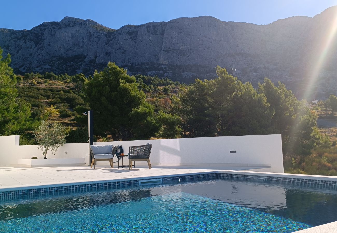Villa in Podgora -  Villa SkyBlue mit Pool