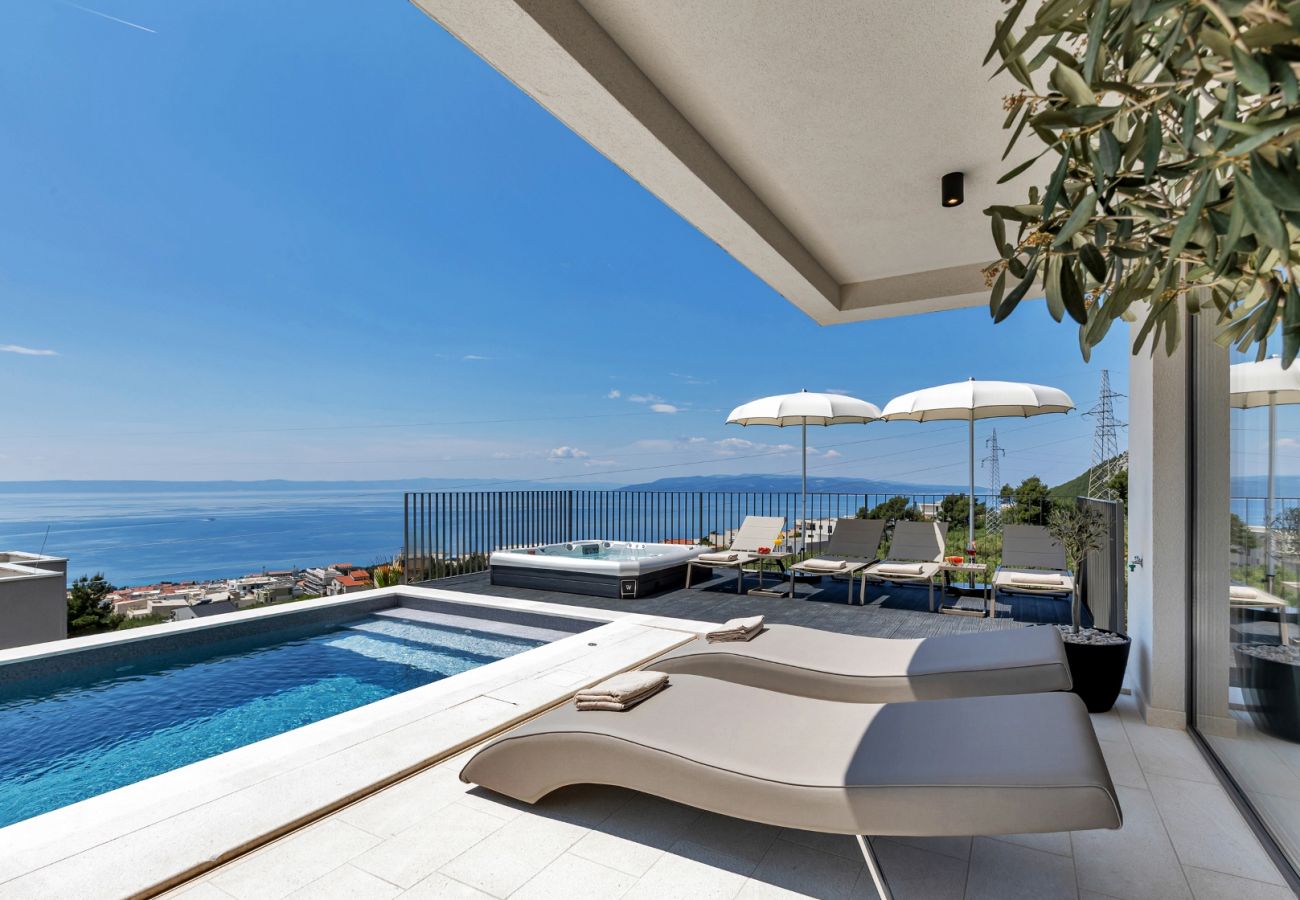 Villa in Veliko Brdo - Luxury Villa Reina, Pool, Sauna, Whirlpool