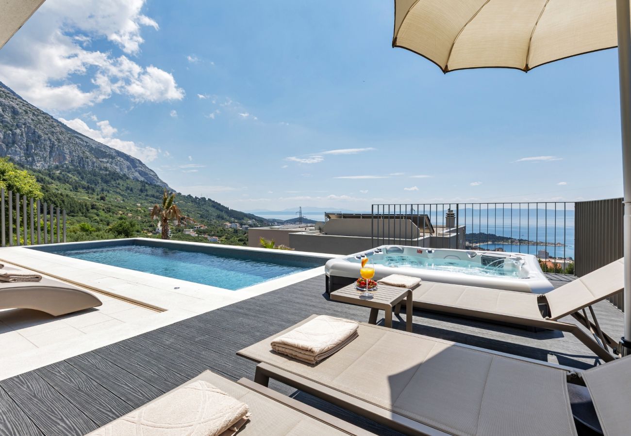 Villa in Veliko Brdo - Luxury Villa Reina, Pool, Sauna, Whirlpool